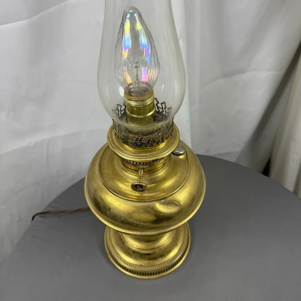 Vintage Gold Tone Kerosene Hurricane Lamp Converted To Electric